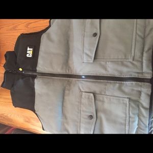 CAT zip up vest (Large)